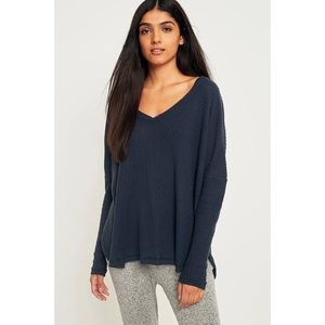 Out from under / urban outfitters oversized cozy thermal v-neck top
